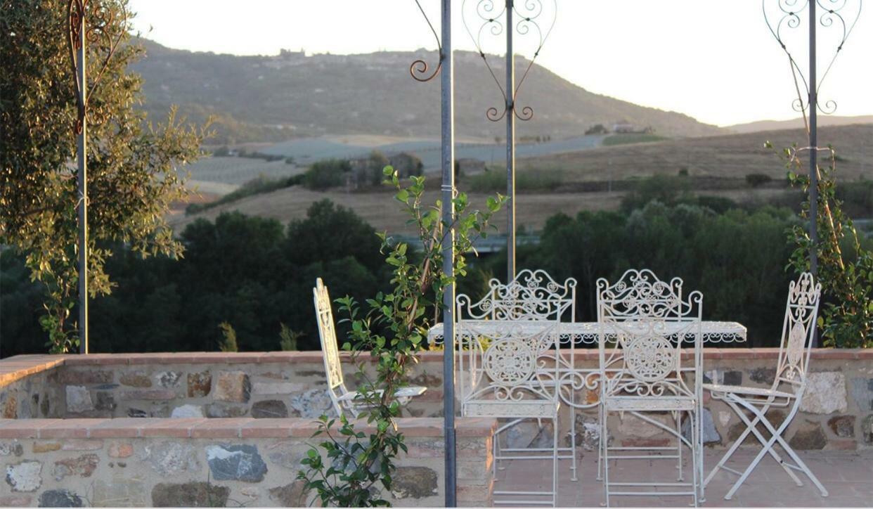 Cordella In Montalcino Wine Resort Exterior photo